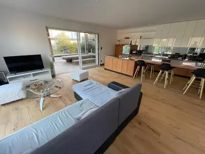 Cuisine ou kitchenette dans l'établissement Villa de luxe Piscine 5 chambre