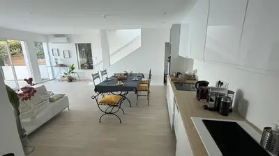 Cuisine ou kitchenette dans l'établissement Villa Pietranera