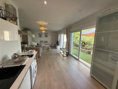 Cuisine ou kitchenette dans l'établissement Villa Pietranera