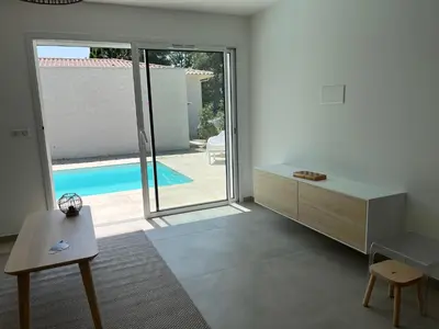 Piscine de l'établissement Villa L et Villa J ou située à proximité
