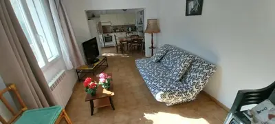 Coin salon dans l'établissement Agréable bas de villa