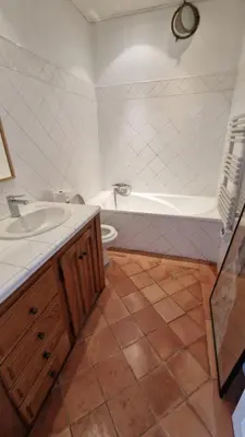 Salle de bains dans l'établissement Appartement Vue Mer - T2 Grisgione - Bastia