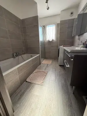 Plan de l'établissement Confortable T3 10 min plage