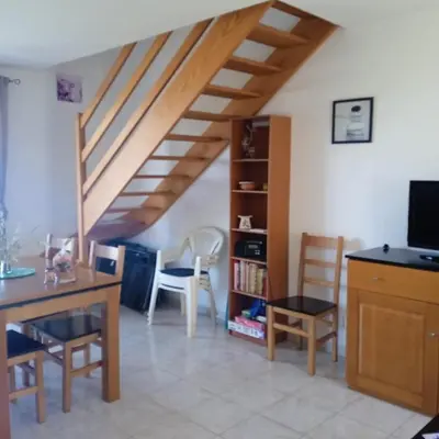 Télévision ou salle de divertissement dans l'établissement Villa A7 Aulyna - Vue mer climatisée