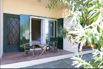Terrasse ou espace extérieur de l'établissement Hotel-Restaurant Le Vieux Moulin