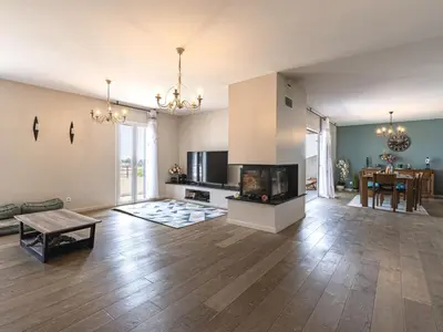 Télévision ou salle de divertissement dans l'établissement Apartment La vallée by Interhome