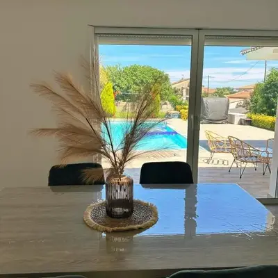 Logement indépendant avec piscine privée