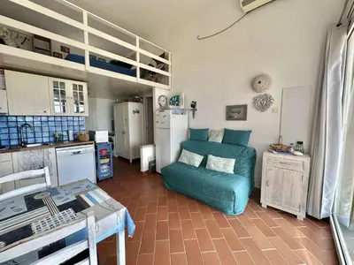 Cuisine ou kitchenette dans l'établissement Appartement 2 pièces 6 couchages LUMIO