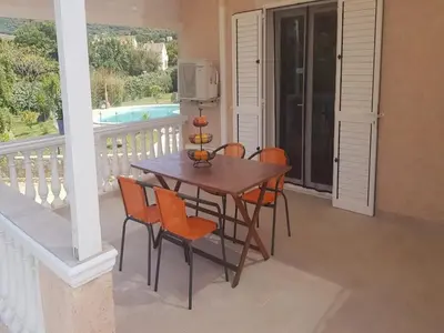 Piscine de l'établissement DelpinoLocations ou située à proximité