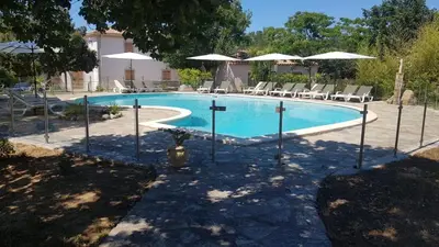 Piscine de l'établissement DelpinoLocations ou située à proximité