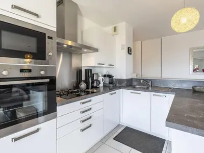 Cuisine ou kitchenette dans l'établissement Apartment Albarella by Interhome