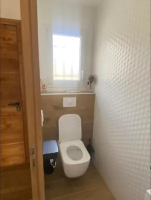 Salle de bains dans l'établissement Villa 4 chambres à Castirla