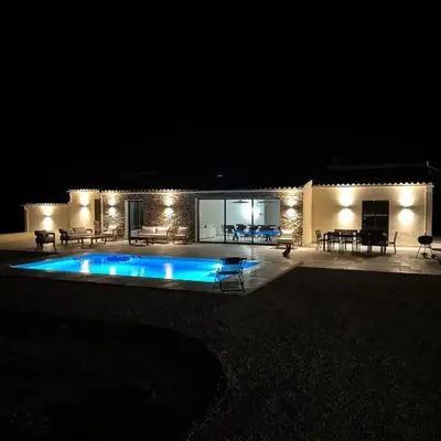 Superbe Villa Arià avec piscine chauffée