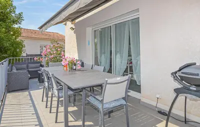 Balcon ou terrasse dans l'établissement Villa Moderne Plage À Pieds