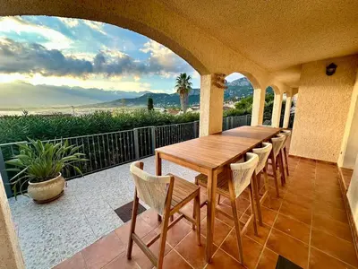 Balcon ou terrasse dans l'établissement Appartement face à la mer