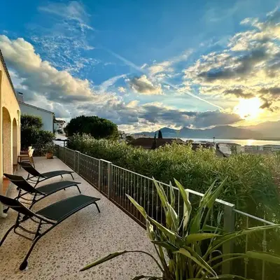 Appartement face à la mer