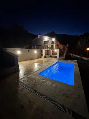Piscine de l'établissement Petite villa cocooning ou située à proximité