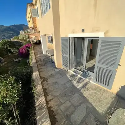 Studio dans maison typique du cap Corse