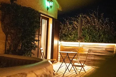 Balcon ou terrasse dans l'établissement A Stalla di i Sensi - Chambre romantique avec spa