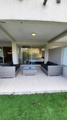 Coin salon dans l'établissement Appartement Calvi, Cœur de ville, plage à 300 m