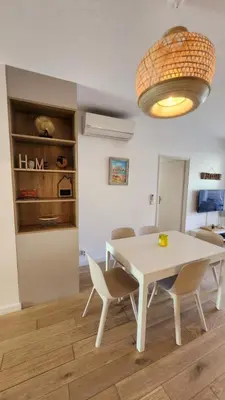 Télévision ou salle de divertissement dans l'établissement Appartement Calvi, Cœur de ville, plage à 300 m