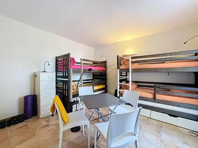 Cuisine ou kitchenette dans l'établissement Grande maison avec vue mer et jacuzzi au cœur de Calvi