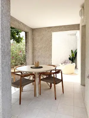 Terrasse ou espace extérieur de l'établissement Appartement 2 CHAMBRES PISCINE TERRASSE SAINT FLORENT