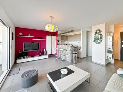 Cuisine ou kitchenette dans l'établissement Vue mer - T2 sur les hauteurs de L'Île-Rousse