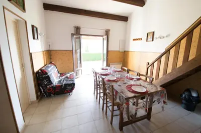 Coin salon dans l'établissement Sarl Aurore-Vacances