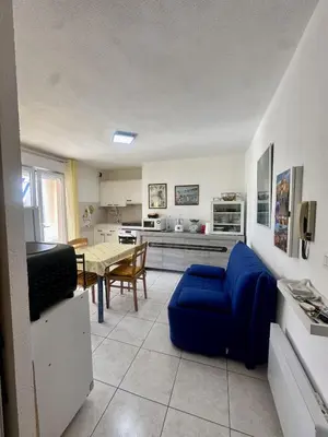 Cuisine ou kitchenette dans l'établissement Apartment 2 steps from Ile-Rousse Beach