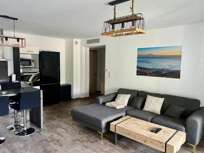 Coin salon dans l'établissement Bastia T3