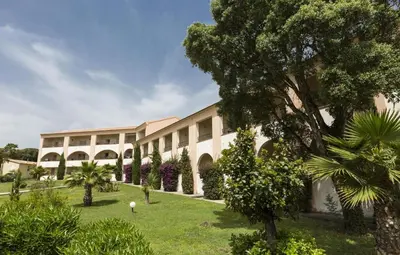 Jardin de l'établissement Apartment T2 - 200 m from the sea