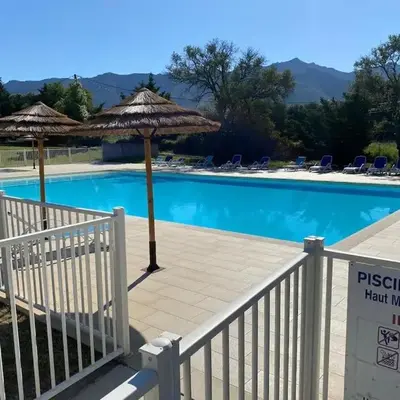 Appartement 2 chambres - Rez-de-jardin - Avec piscine