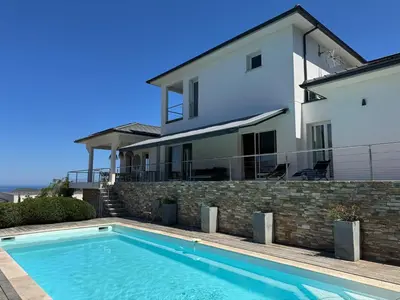 Piscine de l'établissement Villa Oletta, Saint Florent ou située à proximité