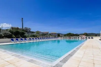 Piscine de l'établissement Villa de BELGODERE ou située à proximité