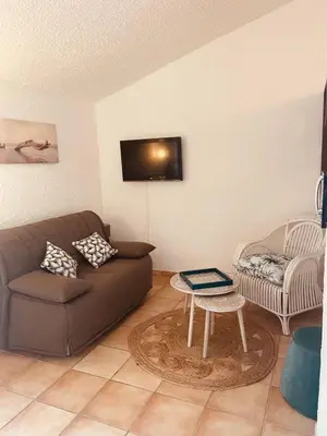 Coin salon dans l'établissement Maison en corse