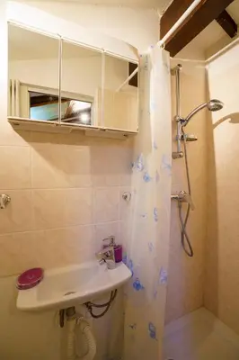 Salle de bains dans l'établissement A nostra casetta corsa,Tania, en bord de mer