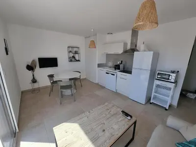 Cuisine ou kitchenette dans l'établissement Corsica Beach, Paddleboarding, Pool & Hiking J159