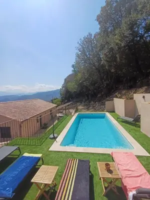 Piscine de l'établissement Haut de Villa Superbe vue Piscine privee ou située à proximité