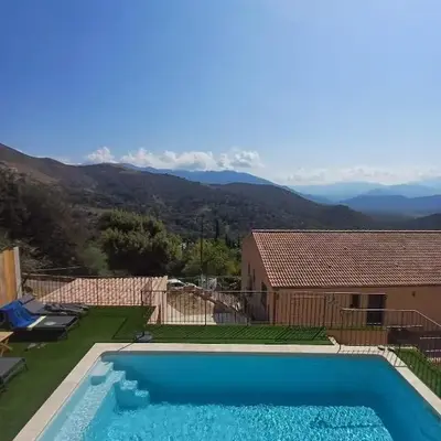 Haut de Villa Superbe vue Piscine privee