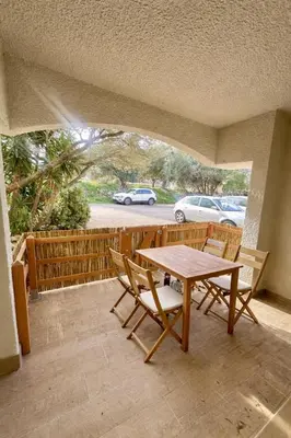 Balcon ou terrasse dans l'établissement Appartement en rez de jardin-Proche du centre