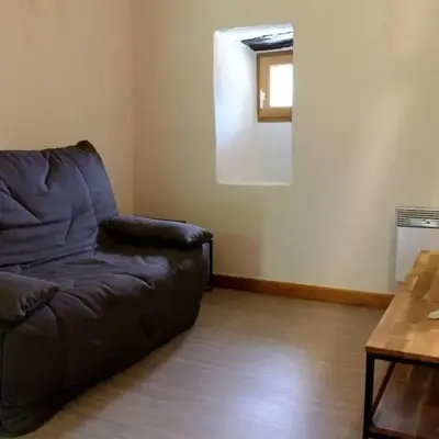 Agréable triplex Nelly situé en moyenne montagne