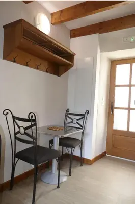 Plan de l'établissement Agréable triplex Nelly situé en moyenne montagne
