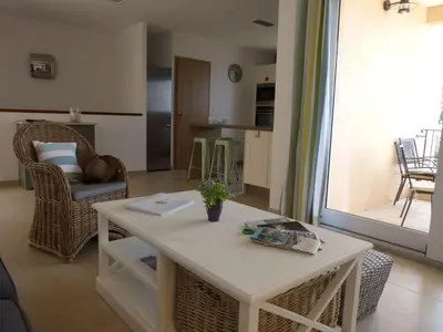 Coin salon dans l'établissement Holiday Home 'Vista di Sognu Casa Olivea' by Interhome