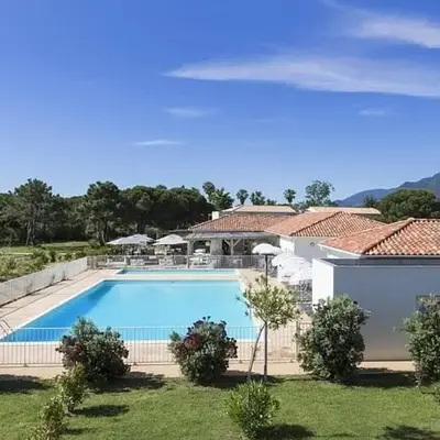 Apartment with Garden - Two Pools - Beach Access