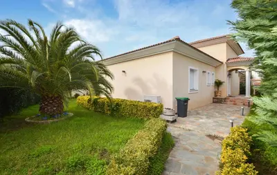 Jardin de l'établissement Beautiful Home In Saint Florent