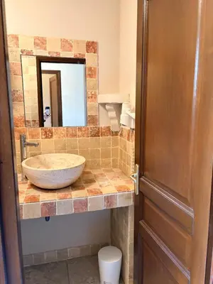 Salle de bains dans l'établissement I Bugni