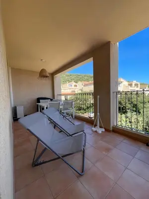 Balcon ou terrasse dans l'établissement Superbe T2 avec grande terrasse et vue mer Résidence Isola Céleste