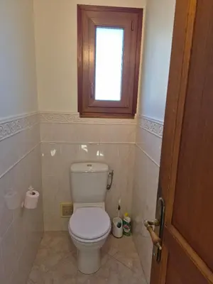 Salle de bains dans l'établissement Villa vue mer à Pietranera