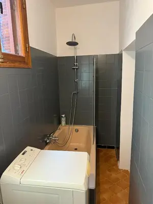 Salle de bains dans l'établissement Cozy Studio in Santa Reparata di Balagna